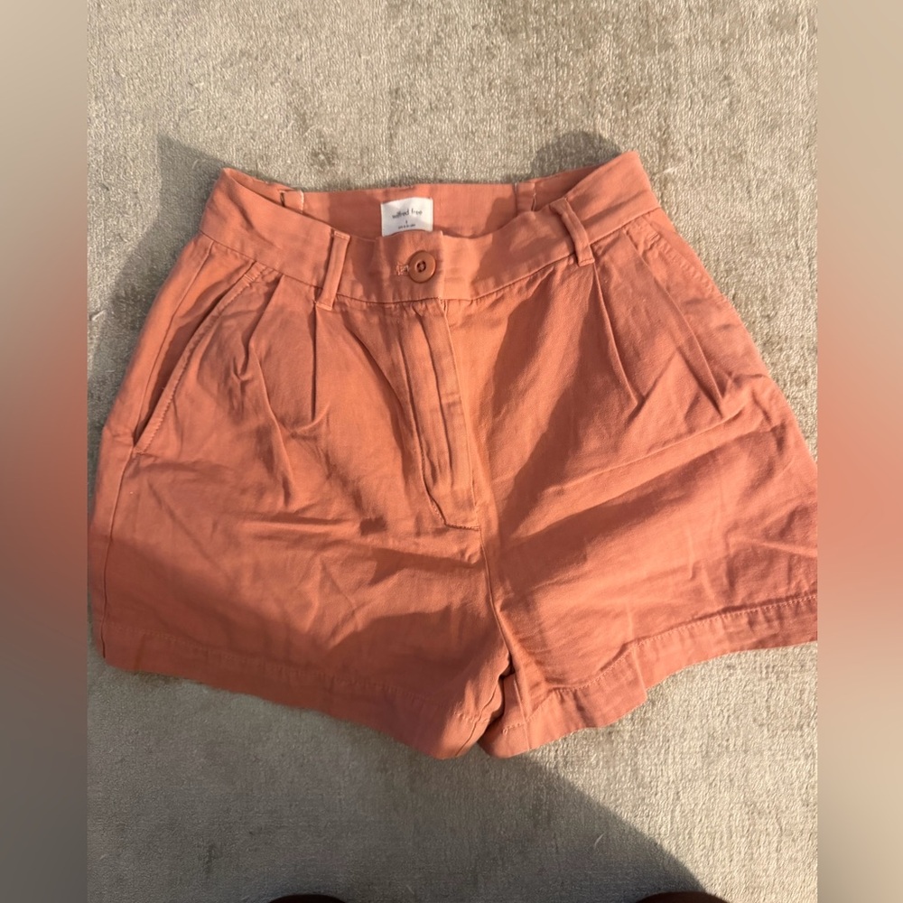 Wilfred Free Shorts